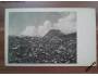 Kvetoucí louka, kopretiny, v pozadí hora a mraky, 9x14 cm {2
