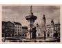 České Budějovice náměstí kašna r. 1940 °53305