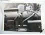 Fotografie černobílá parní lokomotivy s figurou *4106