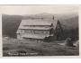 KRKONOŠE CHATA DVORAČKA FOTO NAKL. F. MADLÉ ***836U