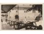 ČESKÝ KRUMLOV NÁDVOŘÍ GRANÁTNÍKŮ ORBIS Kčs 2,50 ***H254