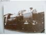 Černobílý obrázek parní lokomotivy řady 464.0 ČSD *2571