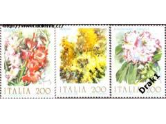 Itálie 1983 Květiny, Michel č.1839-41 **