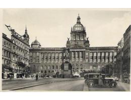 PRAHA-MUSEUM /r.1943 /M251-120