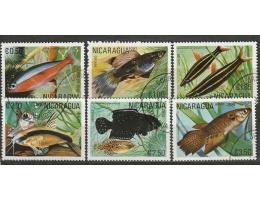 Nicaragua o Mi.2208ad Fauna - tropické ryby /val