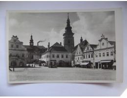 Pelhřimov náměstí obchody lidé žebřiňák 1940 MF