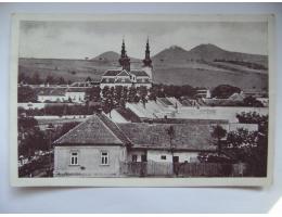 Velehrad pohled na část obce kostel 40. léta MF