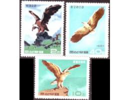 Severní Korea 1967 Draví ptáci, Michel č.821-3 **