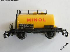 Model 2osé cisterny typu Zhh 52, MINOL, DR, žlutý *179