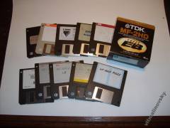 10 funkčních použitých disket 3,5 v náhr. krabičce (sada B)