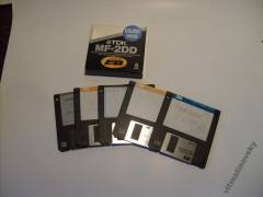 5 funkčních použitých disket 3,5 v náhr. krabičce