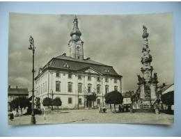 Polička o. Svitavy Palackého nám. Mariánský sloup 60. léta