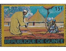 Guinea o Mi.0474  kroje, oděvy